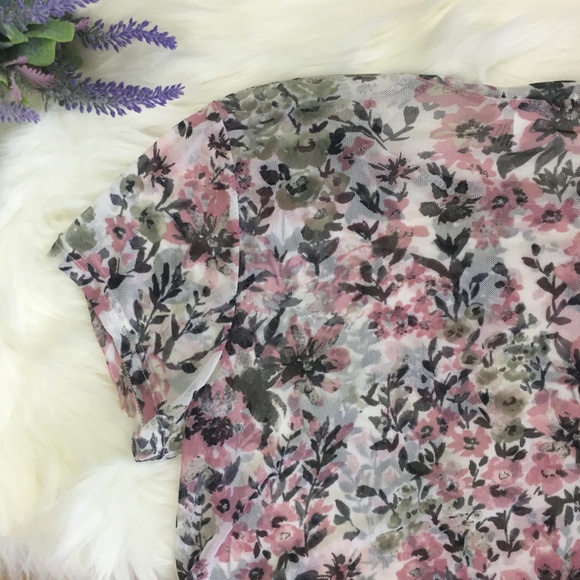 Full Tilt Floral Sheer Mesh Peplum Ruffle Top Med - Picture 8 of 8